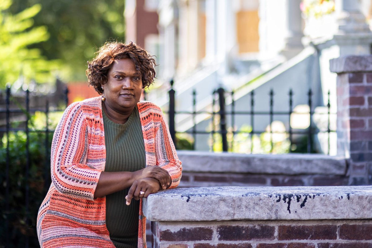 Ashlee_Rezin's tweet photo. No city in America sees more shootings than Chicago, and nowhere in the city is gun violence more intense than in West Garfield Park.

Voices from Chicago's most violent neighborhood https://t.co/EKkTYDNfTB by @agrimm34 https://t.co/MEAkCuVcFh