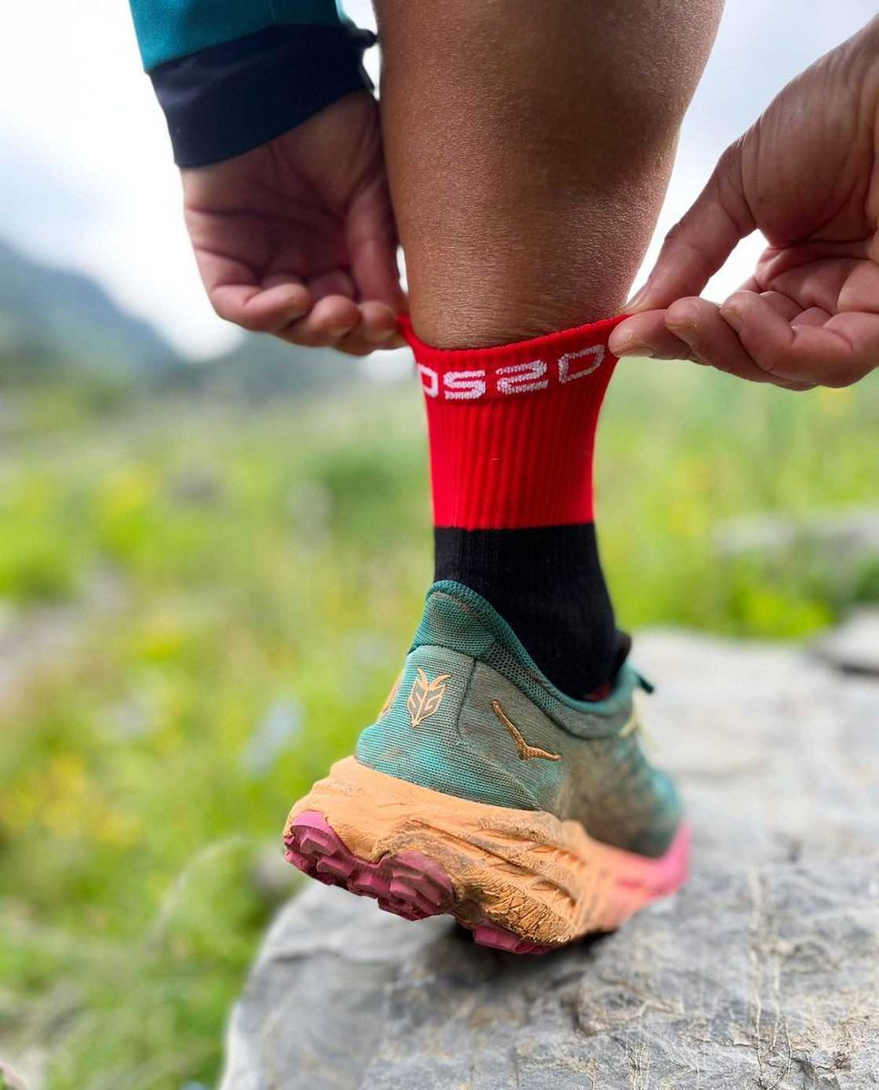 OS2O_'s tweet photo. 🧦PRESENTACIÓN EN ACCIÓN🧦
Juanan, colaborador del #OS2OTEAM, ha probado los T&R MidHeight LightWeight Toesocks.
🏃♂️Su valoración es que: “son los mejores calcetines que ha probado” (corredor que hace 6000 km al año).
Review 👇
👉🏼 https://t.co/QbD4PDjTuU
#OS2O #FastandLight https://t.co/rQx93DkkVz