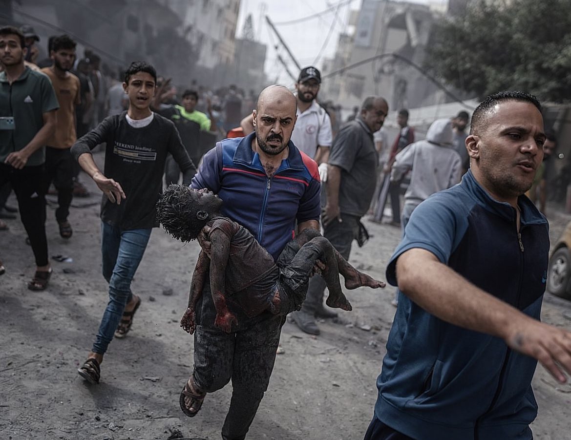 drsafari2016's tweet photo. The least thing that every freedom-loving human can do for the people of Gaza is to spread the images of the enemy's crimes against them. Within 25 days, they killed more than 4,000 children!!!
#FreePalaestine 
#ISISrael 
#Gaza 
#GazaUnderAttack 
#GazaUnderFire 
#Gaza_under_attac https://t.co/PnFB3xpGtb