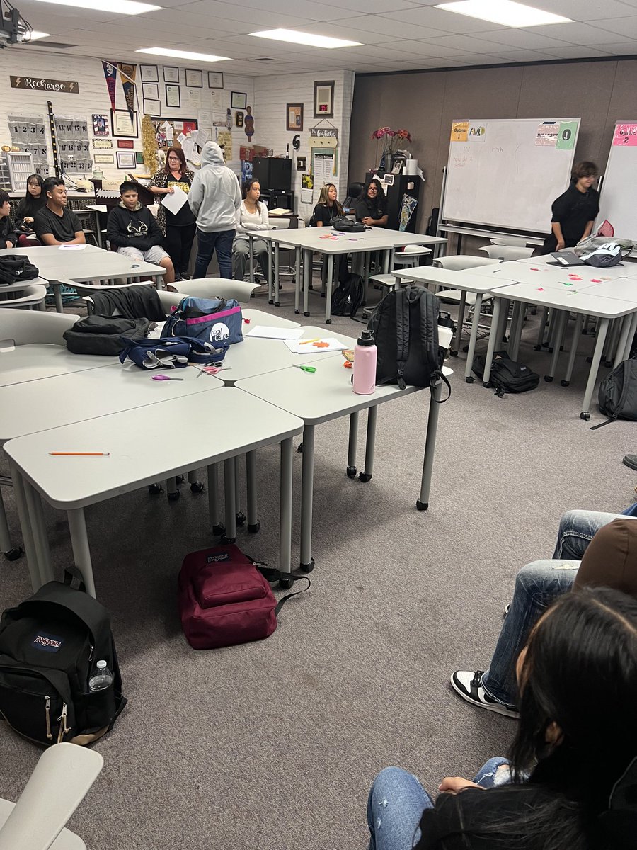 Philosophical chairs in Ms. Griffiths AVID class @bchsasb