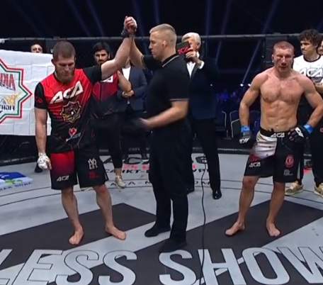 Grabaka_Hitman's tweet photo. Yusuf Raisov dominates Alexander Matmuratov, improving his record to 21-3. #ACA165 https://t.co/bOtV8KKSf7