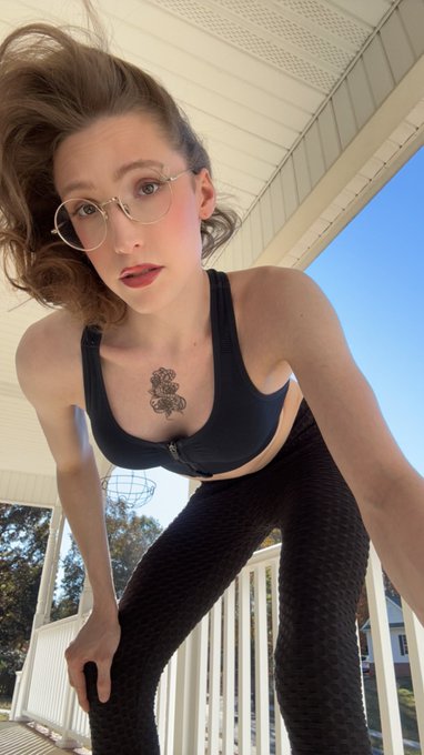 I&rsquo;m torn between &ldquo;Need any water?&rdquo; And &ldquo;Look at me!&rdquo; https://t.co/bd7rDGXT5w