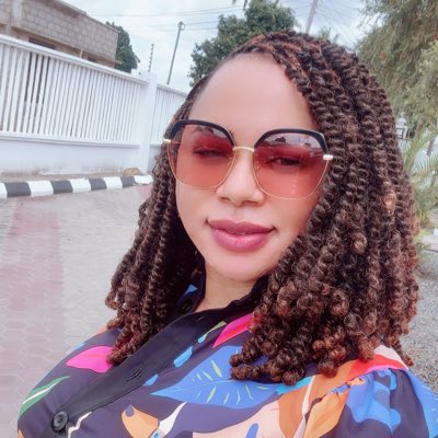 Mss__Dorie's tweet photo. #NewProfilePic https://t.co/DMDqs9P6dh