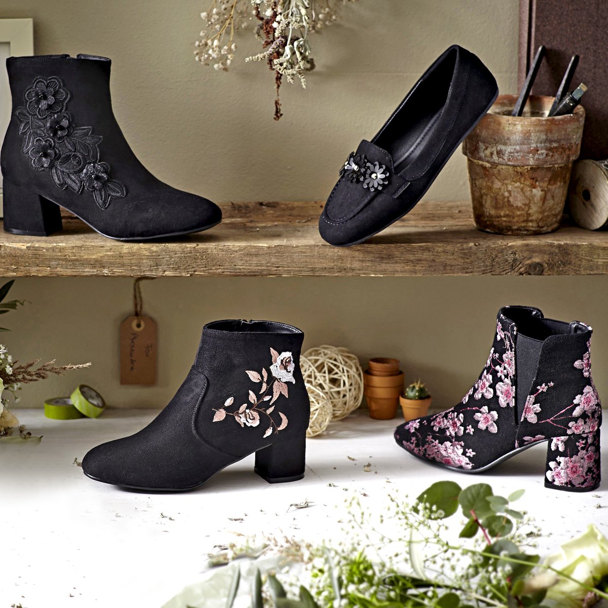 E-commerce #product #photo #retouched !

#photoediting #colorcorrection #lifestylephotoedit #photography #photographelifestyle #blackshoedesigner #fashionfinds #shoelove #shoedesign #shoeproduction #footwearindustry #fashionfootwear #mtoshoes #luxury #ecommercephotoedite