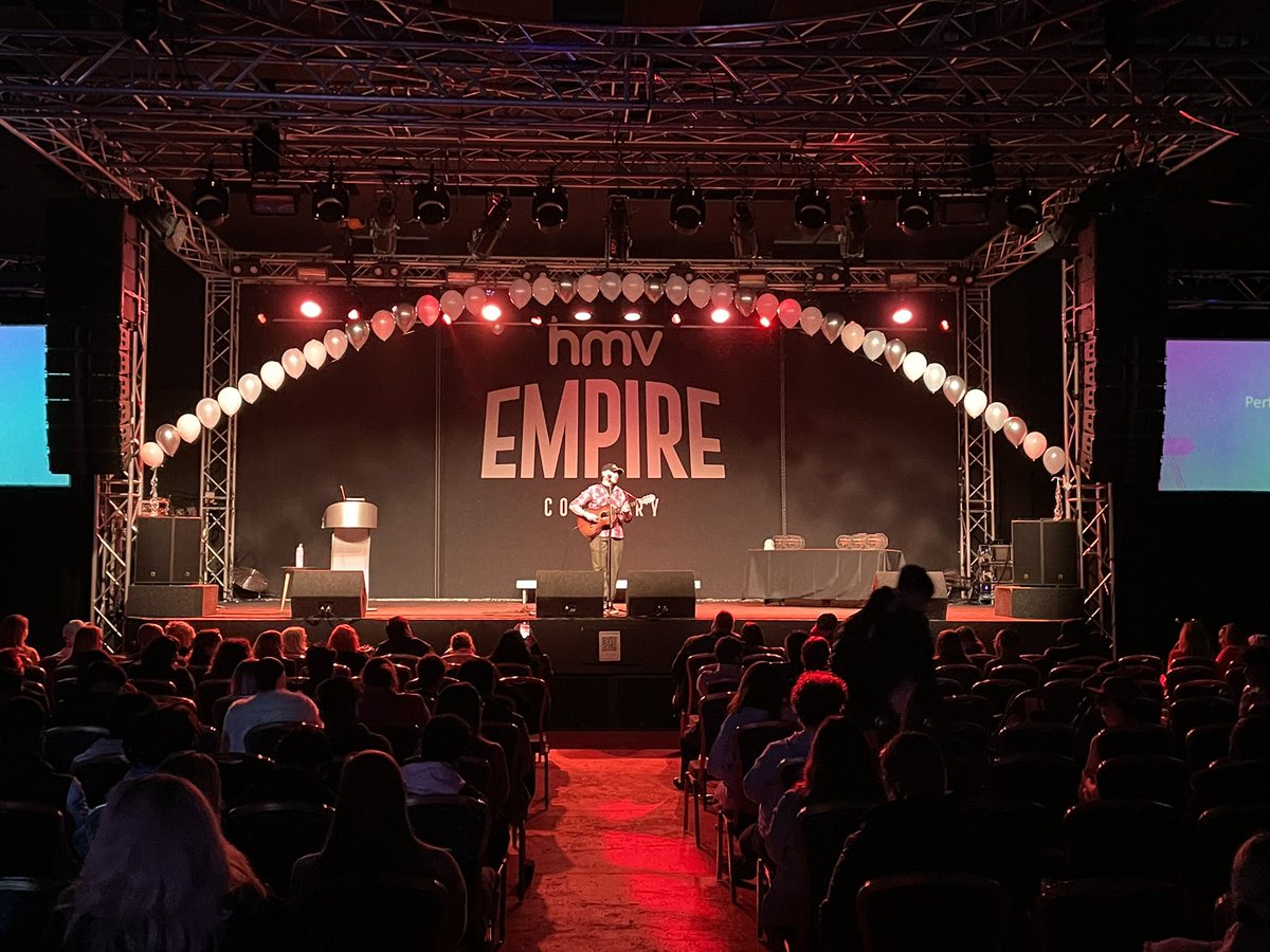 Amazing night tonight at our annual care leaver awards massive shout out to the amazing young people and the fabulous <a href="/ThroughCareCov/">Through Care</a> <a href="/NStirling4/">Natasha Stirling</a> <a href="/SherrieMcMaho14/">Sherrie McMahon</a> for organising it all and our main sponsors <a href="/EON_SE_en/">E.ON Group</a> - what a night <a href="/nlcbf/">nlcbf</a> <a href="/citizen_housing/">Citizen</a> <a href="/coventrycc/">Coventry City Council</a>