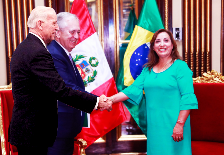 #AgendaPresidencial | Culminó la reunión entre la presidenta de la república Dina Boluarte y el presidente de EE.UU. Joe Biden, en el marco de los acuerdos económicos y el envío de tropas peruanas a #Israel.