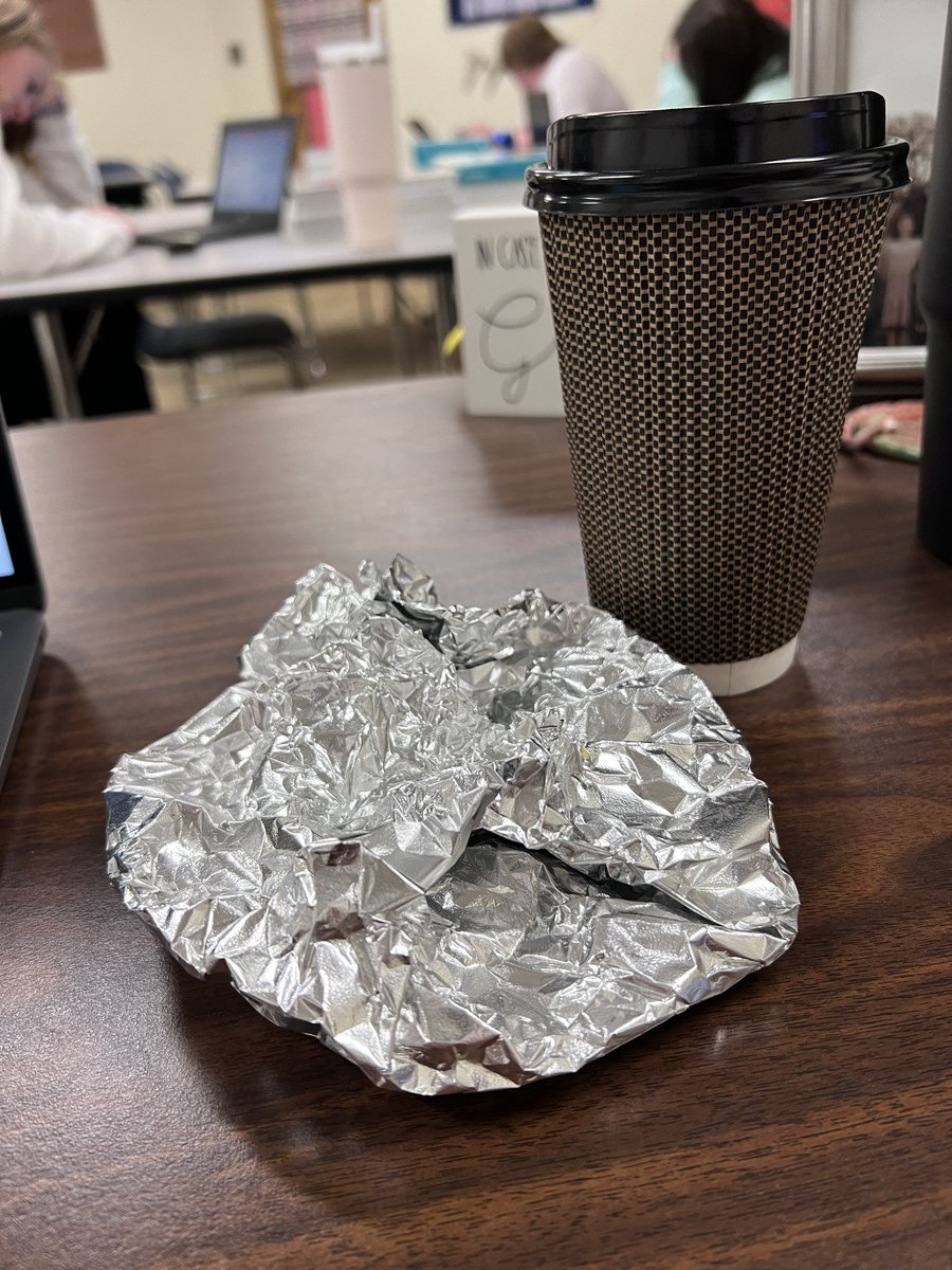 laurenrabourn's tweet image. Thank you to the Java Junkies at YHS for this very special coffee and breakfast delivery this morning - the pick me up I needed!
It is AWESOME getting to support our students as they practice the essential skills needed in any work environment 👊🏻😁
#yorkdukes #javajunkies