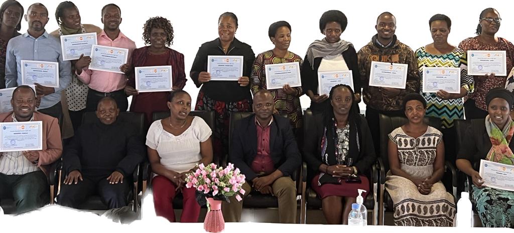 Supported by @RBCRwanda & @UNFPA, the @ur_sonm concluded a 2 weeks training program for its faculty members on cervical cancer screening and breast cancer early detection. Grateful to our partners, facilitators and participants. @RwandaHealth @UNFPARwanda @UCmhs