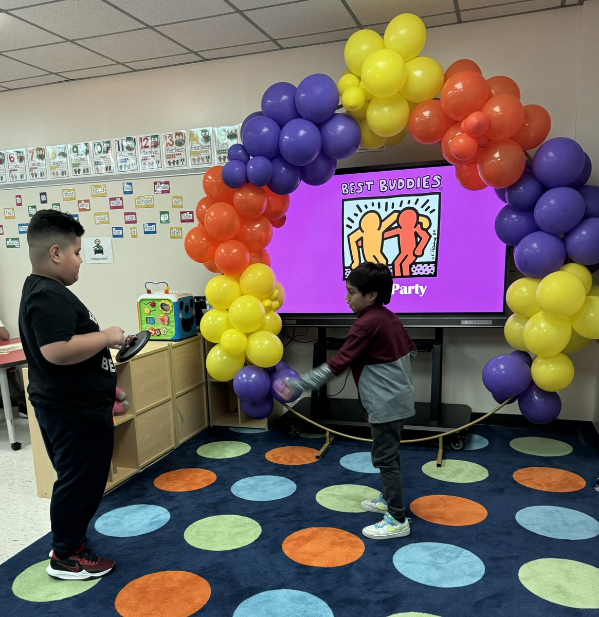 ohacuna1's tweet image. What a great start to @BestBuddiesTX at @CarrollES_AISD ! We are super excited to create lasting inclusive connections. Thank You @LilyChavezAISD and @SerjioMedina for the opportunity to implement such a great program at our campus! @AldineISD 

#BestBuddies
#MatchParty