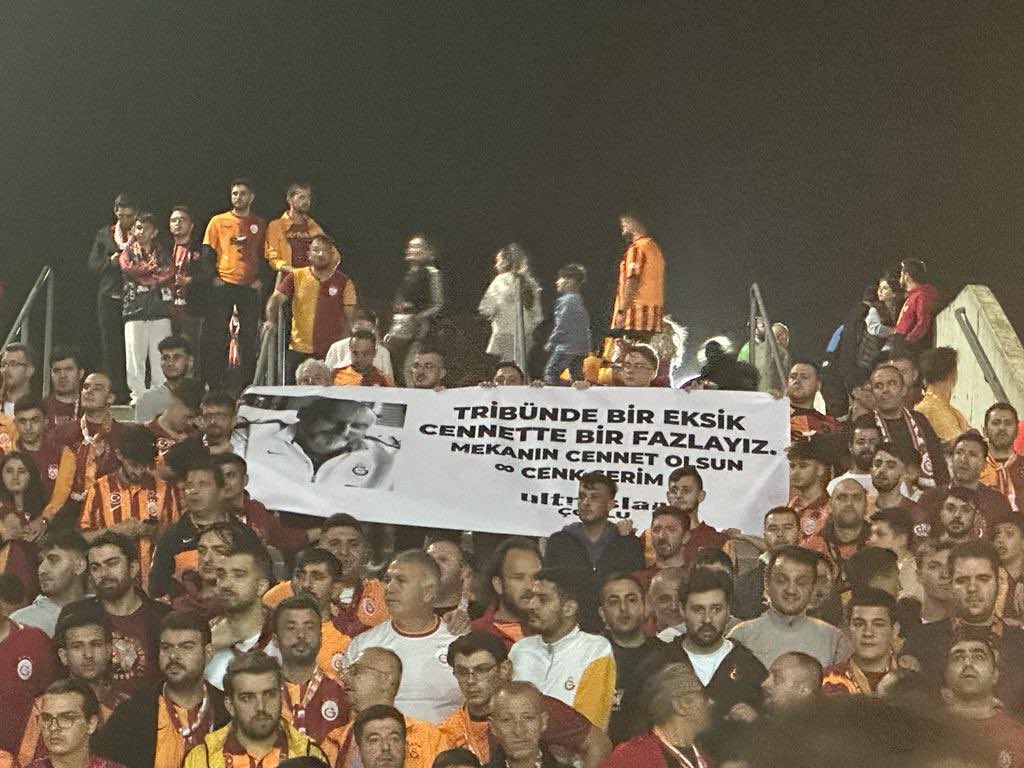 uAYurtici's tweet photo. Anılarınla yaşayacaksın, 
Daima kalbimizdesin #CenkSerim 

#uAYurtiçi https://t.co/BBkFGYCOJZ