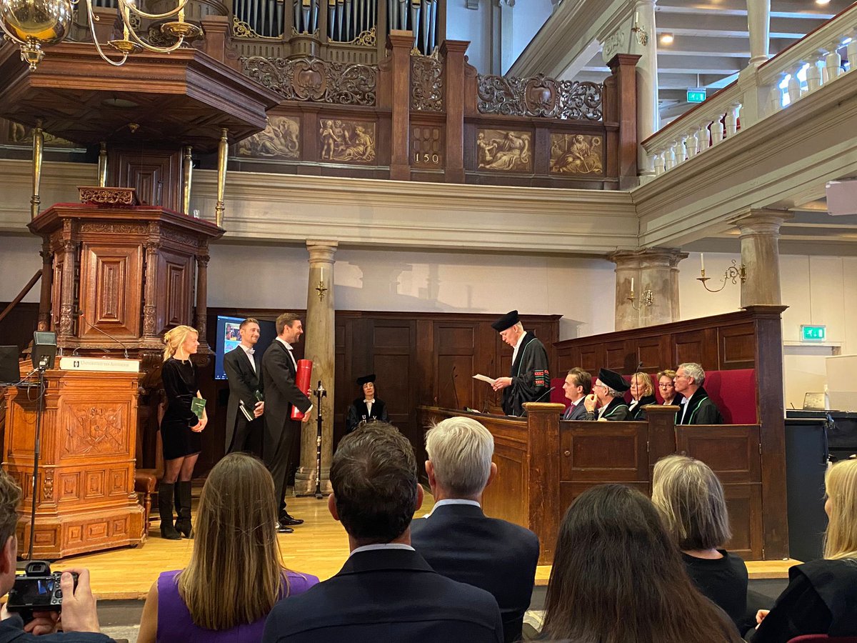 Marc Besselink (@marcbesselink) on Twitter photo Hora est! Today beautiful #PhD ceremony <a href="/WardvBodegraven/">Ward van Bodegraven</a> “Left-sided pancreatic surgery”
➡️ hdl.handle.net/11245.1/e8f6f2… : great collaboration with 128 co-authors, 16 countries ➡️13 chapters incl the #PANDORINA RCT drain / no drain distal pancreatectomy
Promotor with <a href="/Abuhilal9Abu/">Mohamed Abu Hilal</a> Hora est! Today beautiful #PhD ceremony <a href="/WardvBodegraven/">Ward van Bodegraven</a> “Left-sided pancreatic surgery”
➡️ hdl.handle.net/11245.1/e8f6f2… : great collaboration with 128 co-authors, 16 countries ➡️13 chapters incl the #PANDORINA RCT drain / no drain distal pancreatectomy
Promotor with <a href="/Abuhilal9Abu/">Mohamed Abu Hilal</a>