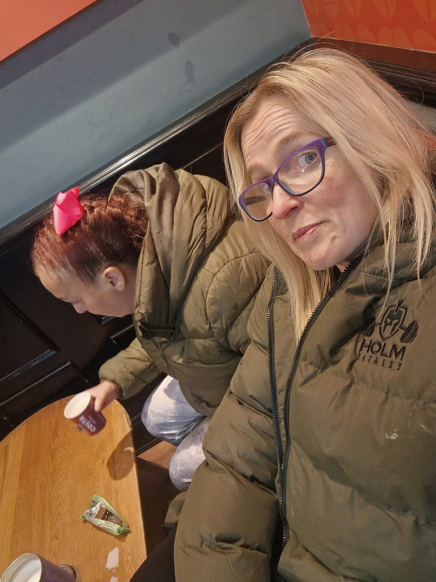 Mandymo4's tweet photo. Last Friday versus this Friday
Aka normal Fridays resumed 
#gymsession #shapping #poundshop #cuppa
#MyBigSis #Guardianship #♥️her 
#SheLovesTooShop 
#SocEntNIAwards23 https://t.co/iGig6kAEBu