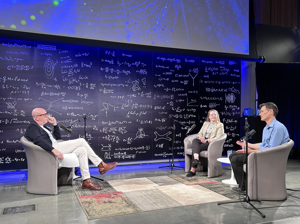 Perimeter's tweet image. Today, Perimeter Institute organized a pre-conference zoom session for the Canadian Science Policy Conference 2023, titled “Fundamentals in Science Communication &amp;amp; Education.”

#CSPC2023 #SciencePolicy