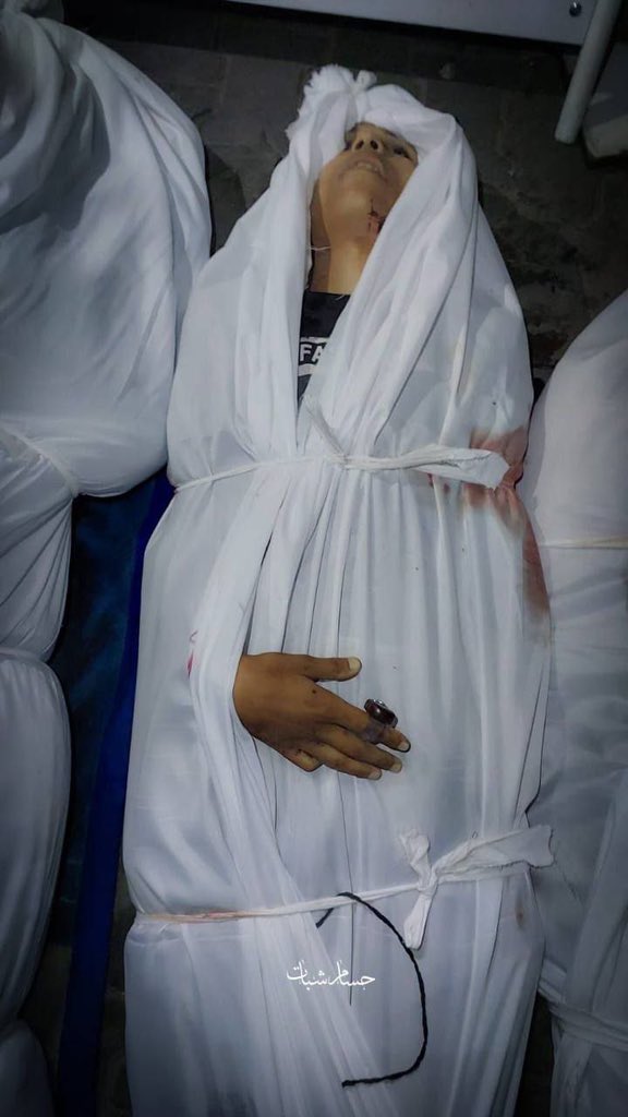 { فَسَبِّحْ بِاسْمِ رَبِّكَ العَظِيمِ }
أبهؤلاء نهزم !
#غزة_العزة #طوفان_الاقص