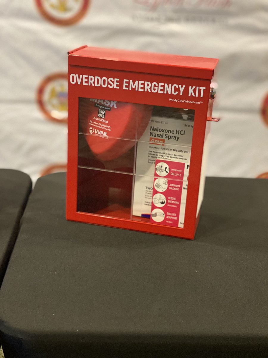 deancantrell405's tweet photo. Excited to partner with Attorney General Lynn Fitch and her “One Pill Can Kill” initiative. 

Proud of Moffitt Health Center &amp; Dept of Housing and Residence Life for working together to be the first university in MS to place overdoes emergency kits in all residence halls. https://t.co/qdz1K3eBZY