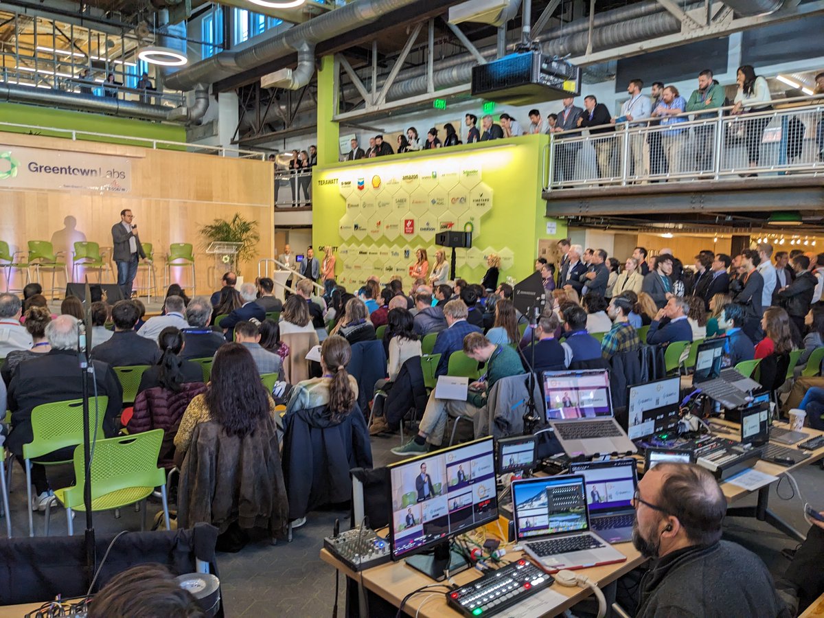 QuantAQ (@quant_aq) on Twitter photo Thanks to all who organized and joined us at the <a href="/GreentownLabs/">Greentown Labs</a> #ClimatetechSummit yesterday. Our CEO <a href="/DHagan7/">David Hagan</a> took the stage to share our progress in "connecting with a growing roster of incredible partners to put the next generation of air quality measurements in place." Thanks to all who organized and joined us at the <a href="/GreentownLabs/">Greentown Labs</a> #ClimatetechSummit yesterday. Our CEO <a href="/DHagan7/">David Hagan</a> took the stage to share our progress in "connecting with a growing roster of incredible partners to put the next generation of air quality measurements in place."