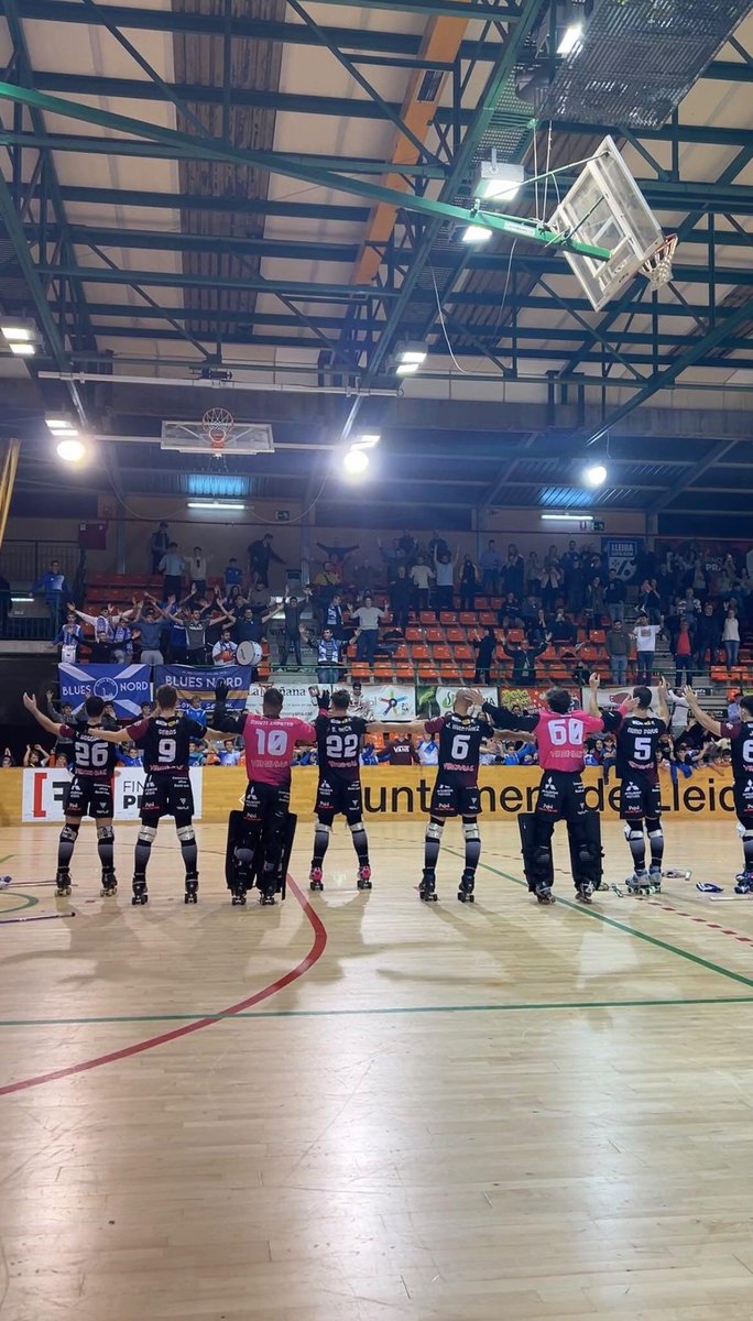 El <a href="/LleidaLlista/">Pons.Lleida</a> ha sumat un punt important contra el Porto gràcies a l'empat a un. Partidàs a l'Onze de Setembre!!
Demà més, i tot en directe per <a href="/LleidaTV/">Lleida TV</a>