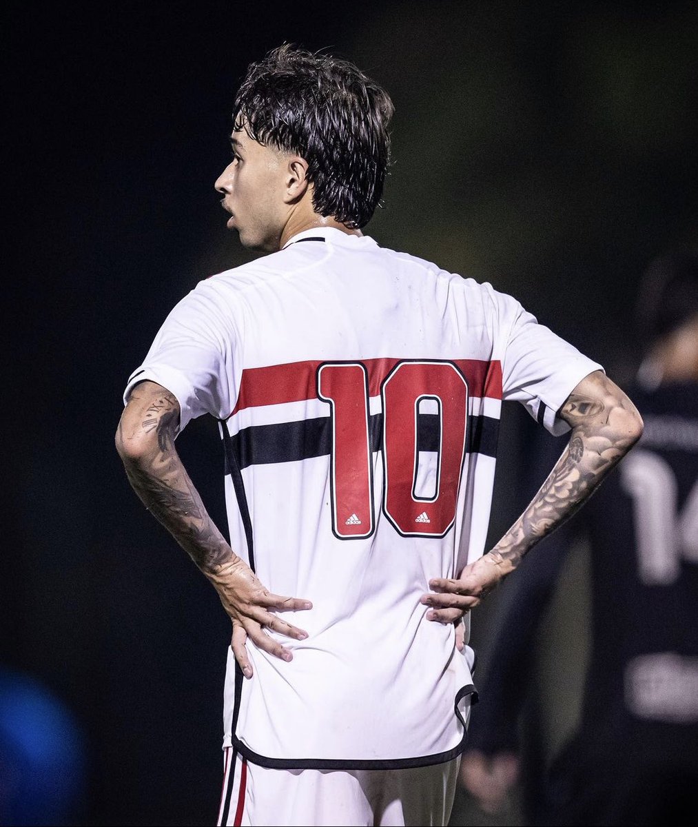 abnertobiass's tweet photo. João Palmberg X Ferroviária

🧠| 2 passes decisivos
▶️| 45/50 passes
⏩| 2/2 passes longos
🔄| 3/4 dribles
🥷| 2 desarmes
🛑| 4 interceptações
🤼| 5/8 duelos ganhos
🩹| 2 faltas sofridas
🥊| 1 falta cometida

Muito bom ver sua evolução, irmão. https://t.co/P6qlKc1LNZ