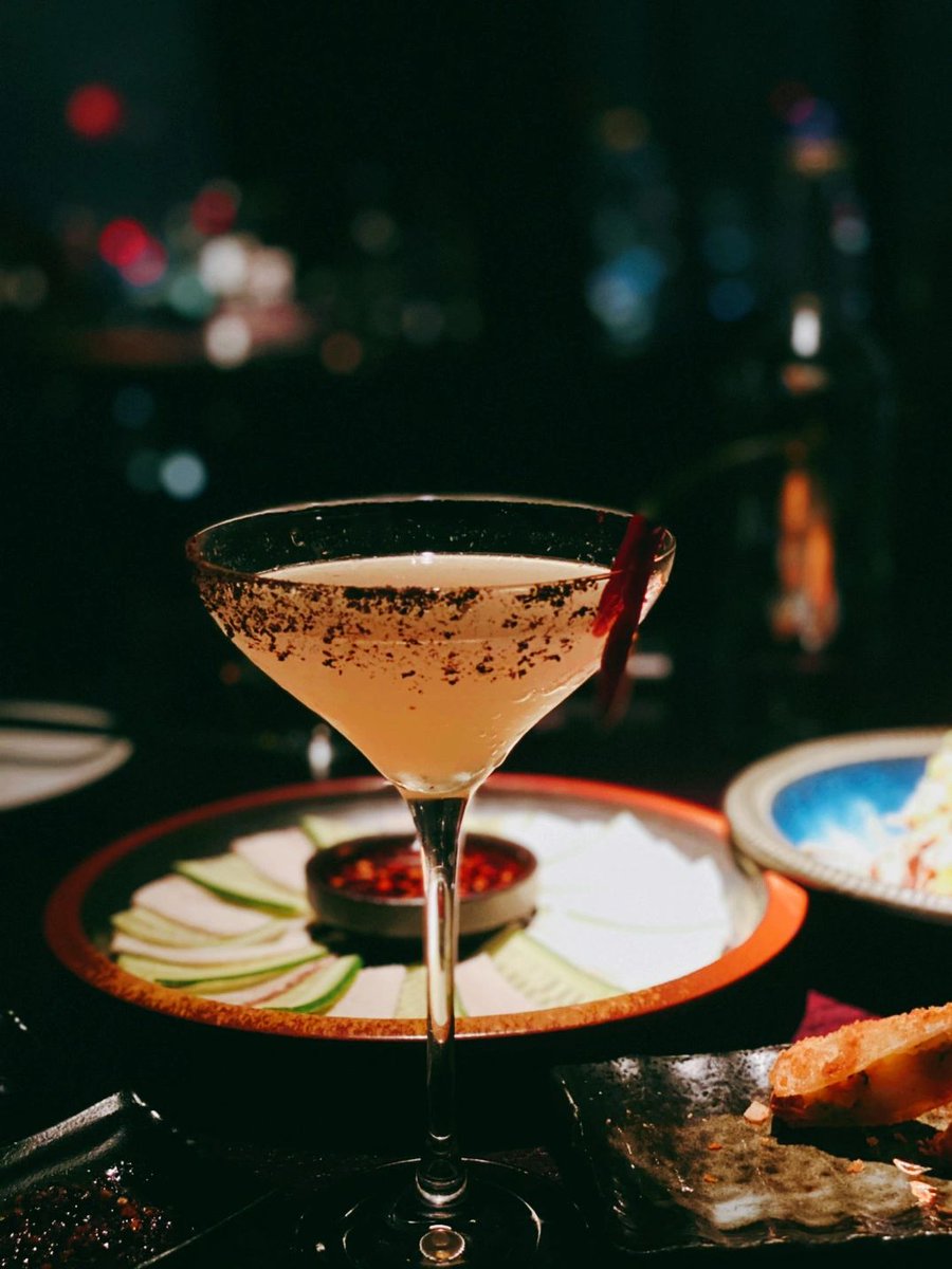 Does lady night mean Friday night?☺️🤭✌️🍸🍸🍹🍹