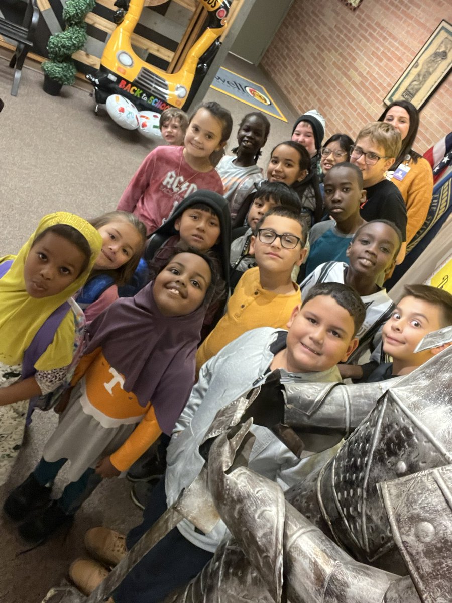 NewellGI's tweet photo. Congratulations to this week’s The Knights’ Way ticket winners! Thanks for being Respectful, Responsible, and Safe! #KnightsofNewell https://t.co/agndVwcVrr
