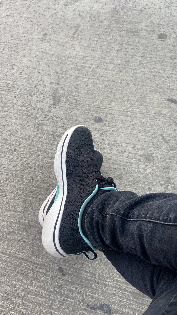 SexyToes23236's tweet photo. Take a guess what size are these bad boys?!

#PayPal #paypiggieswanted #shoesfreak #feetlover #feetporn #shoekiss #feetsize #feetseller #feetpicsforsales #feet_pic #feetworshi̇p #feetbuyer #dm #specials #soleforsale #soles https://t.co/Uht3OElznW