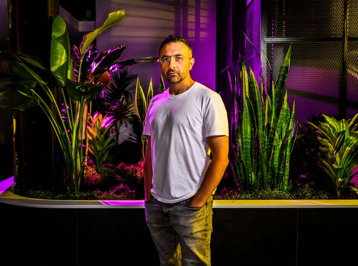 winni3am's tweet image. Mustafa Suleyman, Inflection AI, photographed for The Guardian. 3am.net/mustafa-suleym… #mustafasuleyman #inflectionai #deepmind #ai #artificialintelligence #pi #thecomingwave