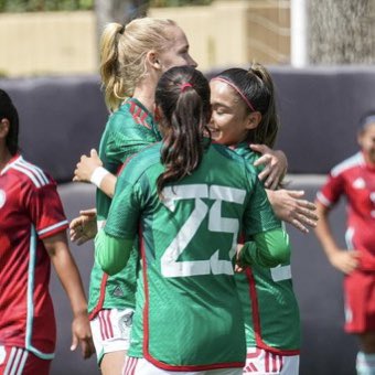 Purdue Soccer (@purduesoccer) on Twitter photo From the Old Gold and Black to the Mexican U-20 National Team. 🇲🇽
Lauren Omholt helped Mexico to two wins last week, starting both games and notching a last-minute assist.
📸: <a href="/Miseleccionfem/">Selección Nacional de México Femenil</a>
#BoilerUp 🚂⚽️ From the Old Gold and Black to the Mexican U-20 National Team. 🇲🇽
Lauren Omholt helped Mexico to two wins last week, starting both games and notching a last-minute assist.
📸: <a href="/Miseleccionfem/">Selección Nacional de México Femenil</a>
#BoilerUp 🚂⚽️