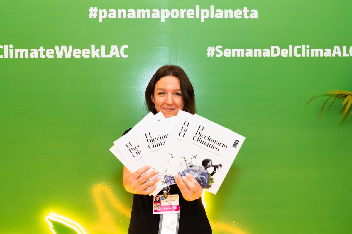 UNDPplanet's tweet photo. The Climate Dictionary pocketbook made it to Panama for #ClimateWeekLAC! 🇵🇦📚

Our practical guide to understanding the terms related to climate change is available in English and Spanish also through our website.

Download it now: https://t.co/wgnEwiaHSe https://t.co/qUP83569VY