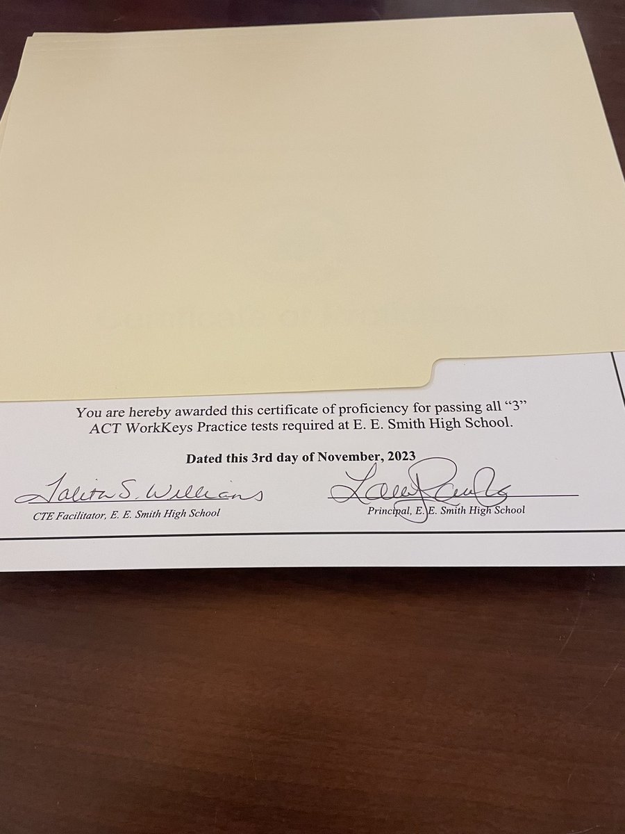 eesmithhigh's tweet image. 🎉Today we recognized our Seniors who passed the Practice ACT WorkKeys Assessment. #WorkKeys covers Workplace Documents, Applied Mathematics, and Graphic Literacy. It is a true test of #realworld &amp;amp; employability.  Great job Seniors- Official Test is 11/29. 💙💛Go Golden Bulls.