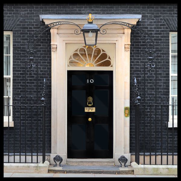 As we continue towards the next General Election we're sharing more useful, easy-read info from the #MyVoteMyVoice campaign. Today the topic is 'What does the Prime Minister Do?' buff.ly/49oeW31