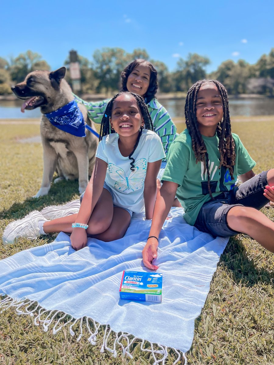 When the whole fam hits the park, hydration is the most important thing! And if allergies strike, our RediTabs® can be taken without water so you can save your sips for that last game of catch.