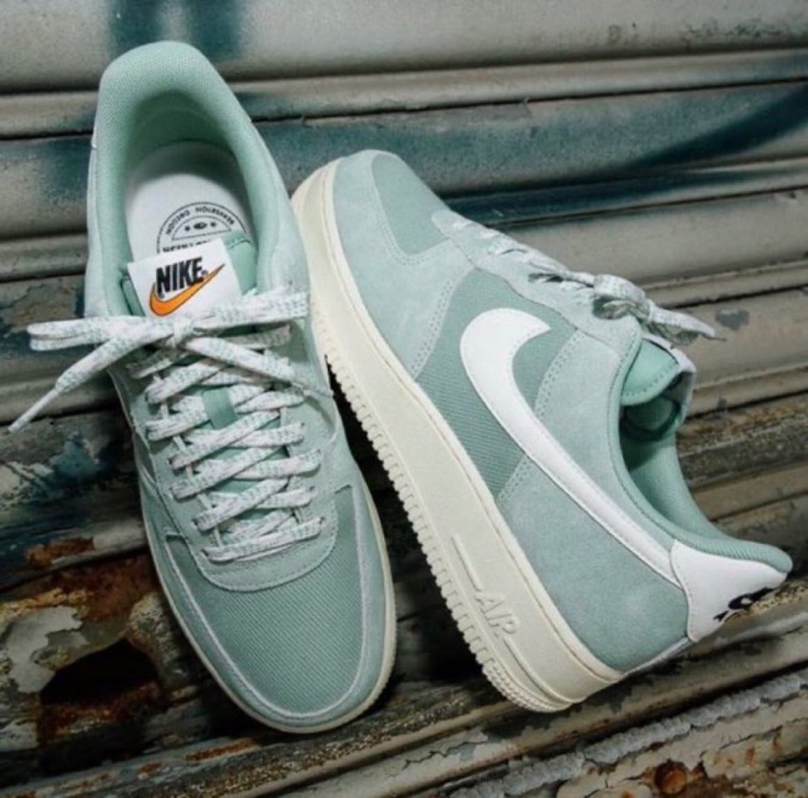 Nike Air Force 1 Low '07 LV8 Certified Fresh Enamel Green, 8