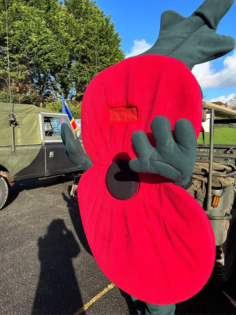 GoosewellP's tweet photo. Thank you to all the families who joined us after school today for this worthy cause. We hope you enjoyed meeting Mr Poppy and seeing the wonderful WW2 vehicles. 

Well done to the Y6 children for running the poppy stall. 

#PoppyAppeal2023 https://t.co/52J5B1HWqj
