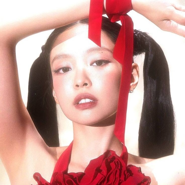 PINTEREST tweet media