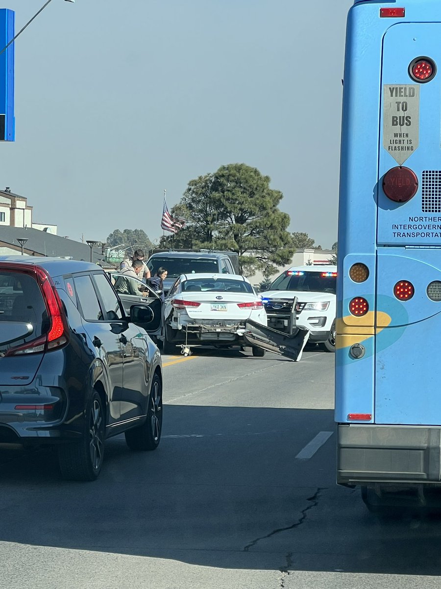 ArizonaFishing's tweet photo. @kaffnews the end of the high speed chase on I40 this afternoon. Ended on Bulter in front of Motel 6. https://t.co/dmi2K2Lx4l