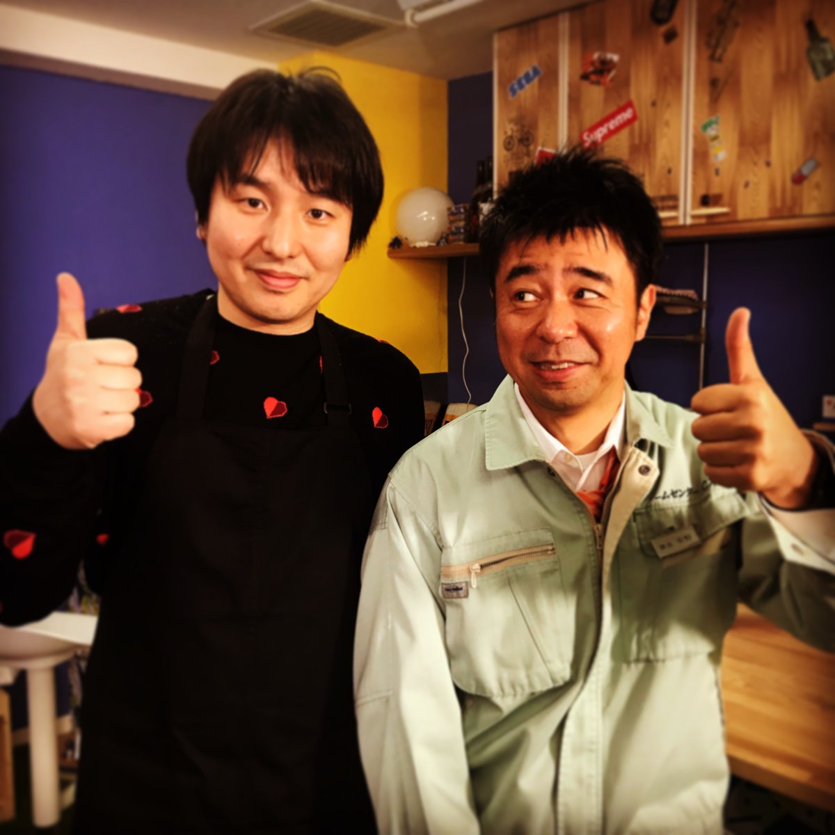 20年前のきょう、世間からレトロゲームの存在が忘れ去られつつあるなか、ひっそりとゲームセンター「CX」は始まりました。まさか自分がゲーム番組を担当できるなんて夢のようでしたし、初めて訪れたゲーム会社に興奮し、初めて見た有野さんのデカさにもビビりました。きのうのことのようです。#gccx