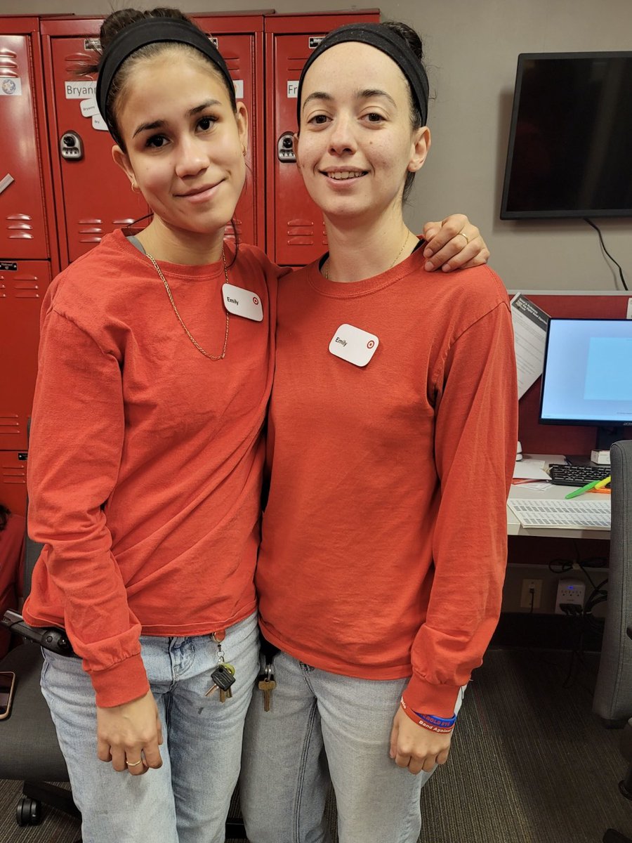 Wrapping up SPIRIT WEEK with Twin Day at T1885. #HicksvilleonBroadway <a href="/Jesse_NER/">Jesse</a> <a href="/TinaFromTarget/">Tina Lloyd</a>