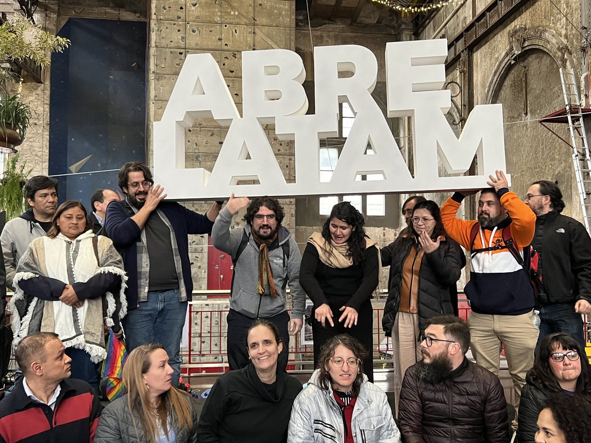 ✨ ¡Esto fue <a href="/ABRELATAM/">ABRELATAM - Bolivia 2025</a> 2023! ✨

¡Gracias por celebrar y construir junto a nosotrxs 🔟 años de comunidad en #LATAM! 🥳🎉🌎🇺🇾

🤓📚📊 Próximo capítulo datero…

¡🇧🇷, 2024!