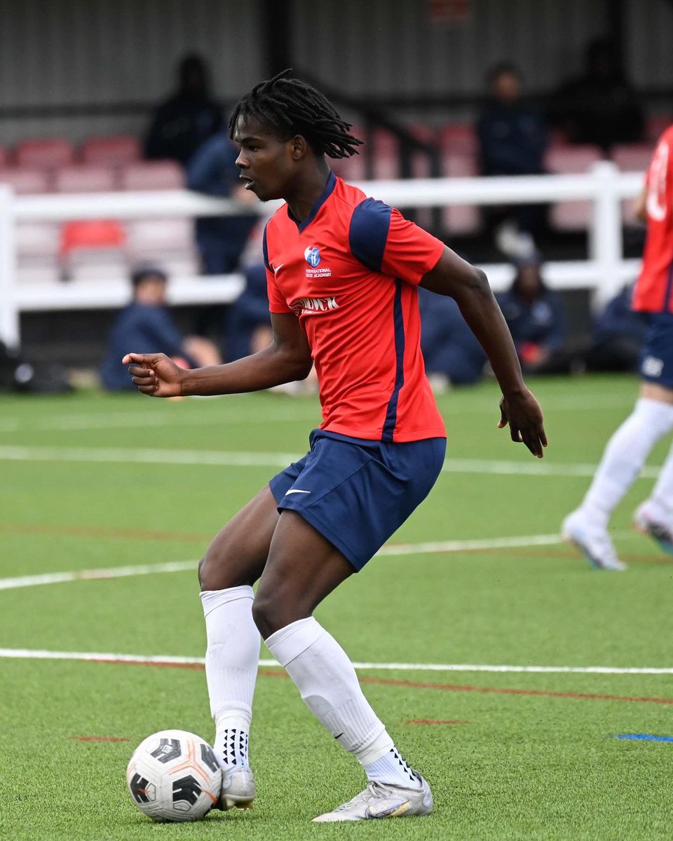 AFC Burradon & New Fordley (@afcnewfordley) on Twitter photo NEW SIGNING || βοΈ
2nd signing of the night weβd like to welcome Amir Moore to the Ford
<a href="/AmirIsLit/">Amir Moore</a> is a young CF over from πΊπΈ with bags of ability and will be another great addition
Welcome, Amir β½οΈ NEW SIGNING || βοΈ
2nd signing of the night weβd like to welcome Amir Moore to the Ford
<a href="/AmirIsLit/">Amir Moore</a> is a young CF over from πΊπΈ with bags of ability and will be another great addition
Welcome, Amir β½οΈ