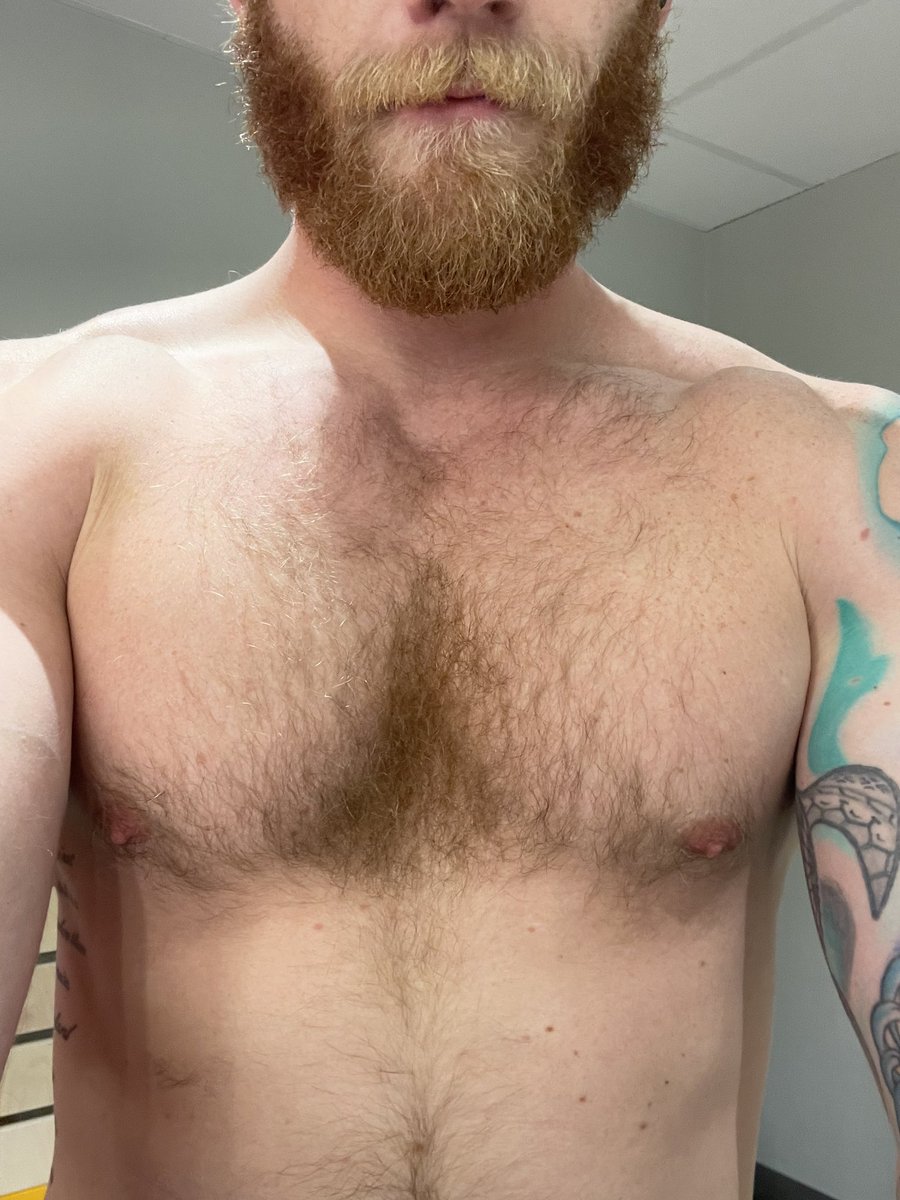 Viggge1's tweet photo. Winter is coming, beard up 🦁 https://t.co/3kfbjpdUF5