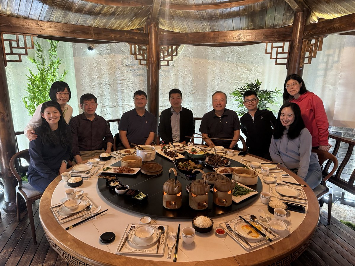 trainluo's tweet photo. DJI Silicon Valley Alumni / 大疆硅谷同学会 https://t.co/LntSYp7MgJ