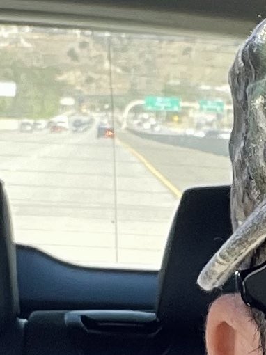 Imagine pulling over for the cops, lol