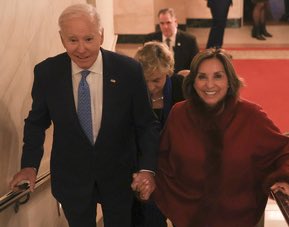 Qué papelón esta foto