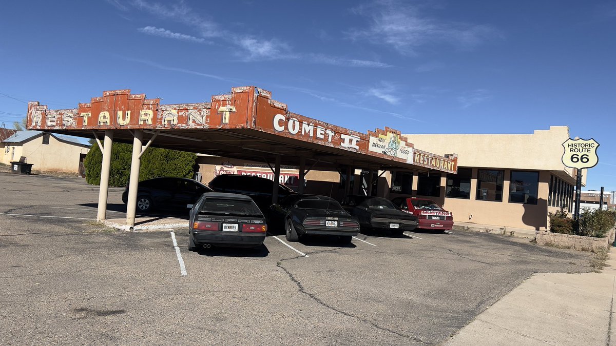 TheJaredPink's tweet image. Doing Route 66 things. #dostuff