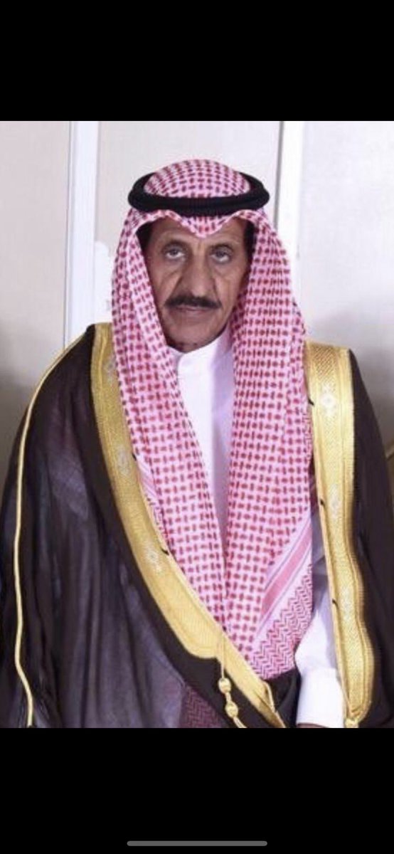 ابيات بالعم / محمدعطالله العصلب 

صيته شهر رمز المكارم والافعال 
مايذخر المعروف والمال والجاه 

بيته مقر الطيب ..للناس مدهال 
وافي ( ابو ناصر )  مع كل من جاه

اليانصيته …ضايق الصدر والبال 
قول وفعل بحزة الضيق …تلقاه 

اغلى مايملك يرخصه طيب الفال
محمد كسب فعل الجمايل بيمناه

✍🏼