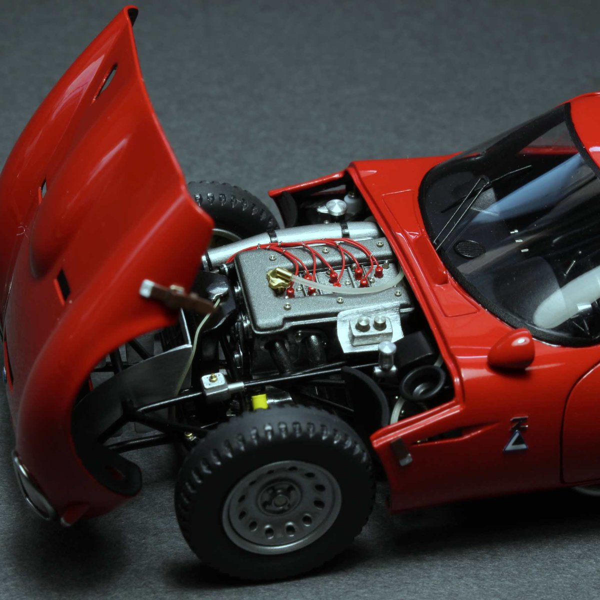 enuefu43mod's tweet photo. もう二度と作れないヤツ😅
#alfaromeoTZ2 #alfaromeo #modelplus #143scale #metalkit #scratchbuilding #TZ2 #Stradale #アルファロメオTZ2 #アルファロメオ #43スケール #メタルキット #ストラダーレ #ロードカー #フルディテールモデル #参考モデル #ハンドメイドモデル #開閉ギミック https://t.co/u020Naj18z