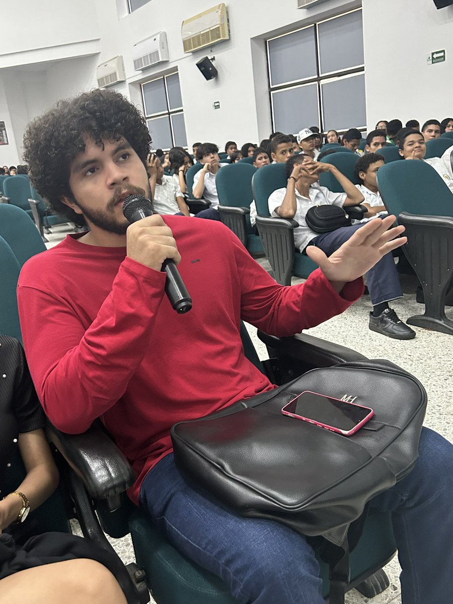 LmodernasUPC's tweet photo. Se registra una masiva participación del publico asistente a la VIII JORNADA DE LENGUAJE. Discurso y sociedad: Aprendizaje, inclusión y tecnología

#XVIIILanguageForum 
#XVIIIForoDelLenguaje
@UnicesarOficial 
@UpcEducacion 

Conéctese en vivo aquí YouTube: https://t.co/IJmmkXmIB3 https://t.co/RcBFHwdnhq