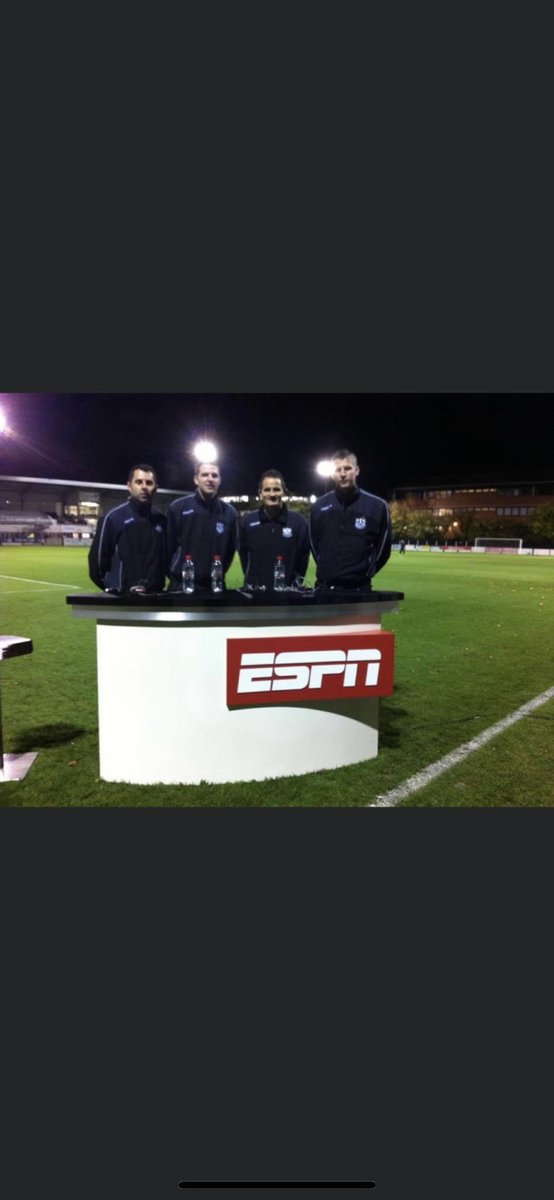 craighammond9's tweet image. Wow 11 years ago what a night it was MK Dons under the lights on tv,FA CUP 1st round party time had hit Milton Road ⚽️⚽️🖤🤍#memories #greattimes #strikers