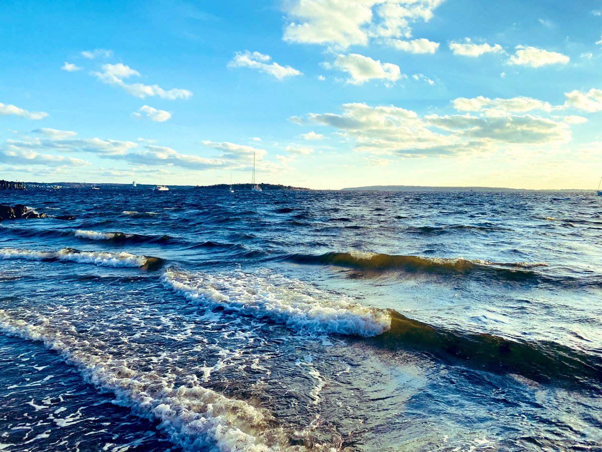 Greetings from the Ocean State 🌊⚓️☀️