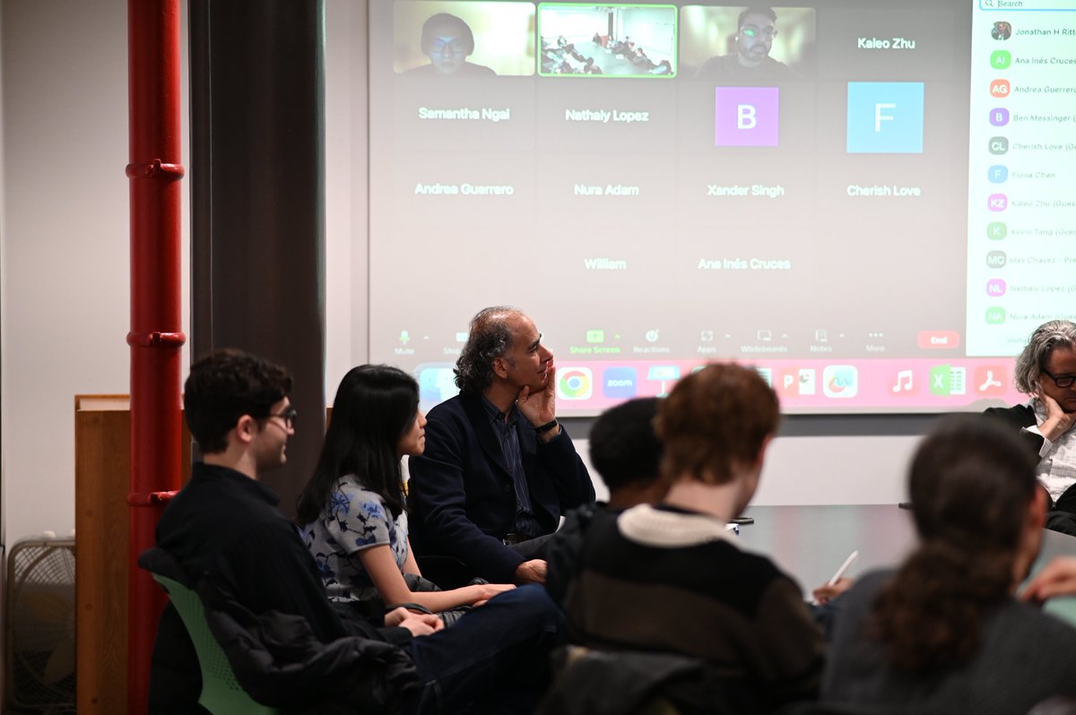 Last night's panel discussion with Professors and Alumni on Careers and Graduate programs. Thank you!💜 Captured by- 📸@SWZ459